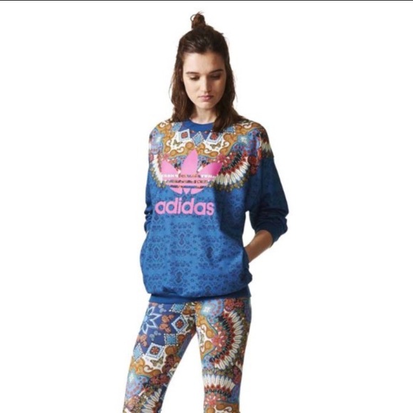 adidas leggings and sweatshirt